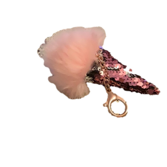 PINK ICE CREAM SEQUINS CONE WITH FAUX FUR KEYCHAIN/BAG CHARM - Picture 1 of 3